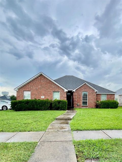 Photo of 1308 Red River Drive, Wylie, TX 75098 (MLS # 21283011)