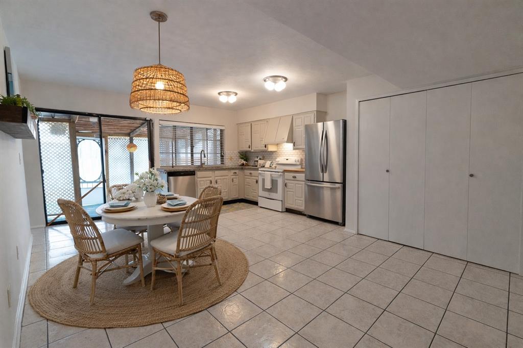 Camelot - Residential