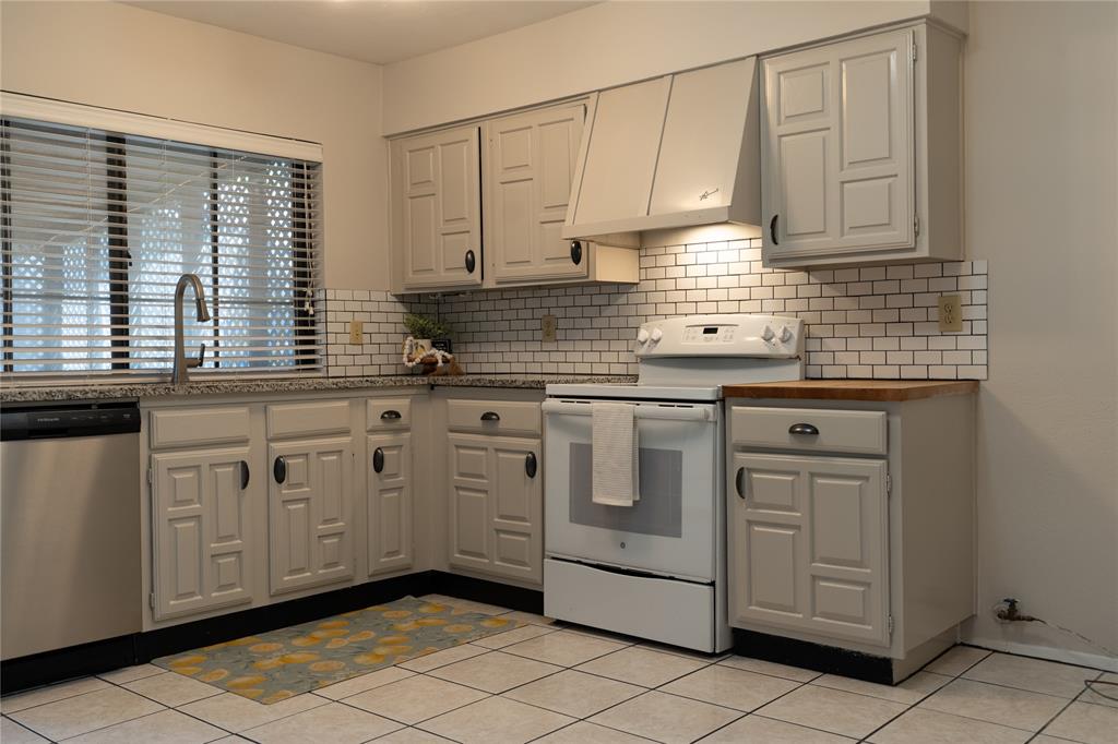 Camelot - Residential