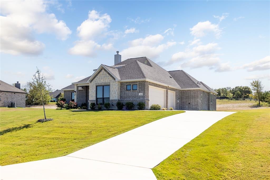 104 Oak Meadow Lane