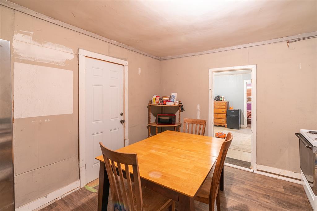 TOWN: SULPHUR SPRINGS - Residential