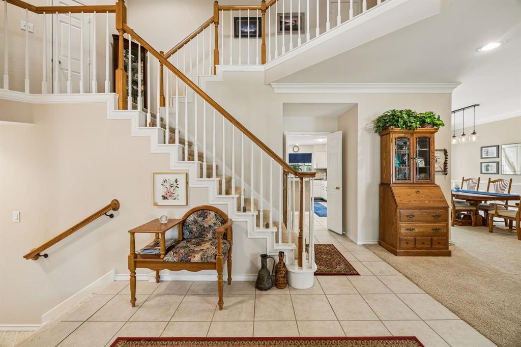 800 Fernwood Court