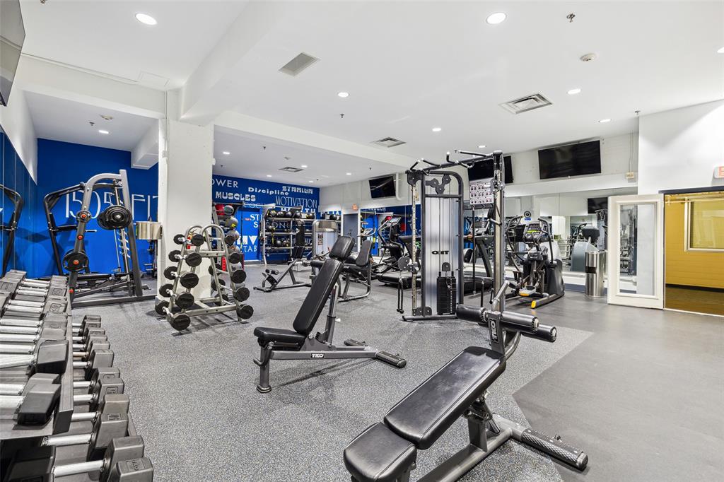 1505 Elm Street Condo - Residential