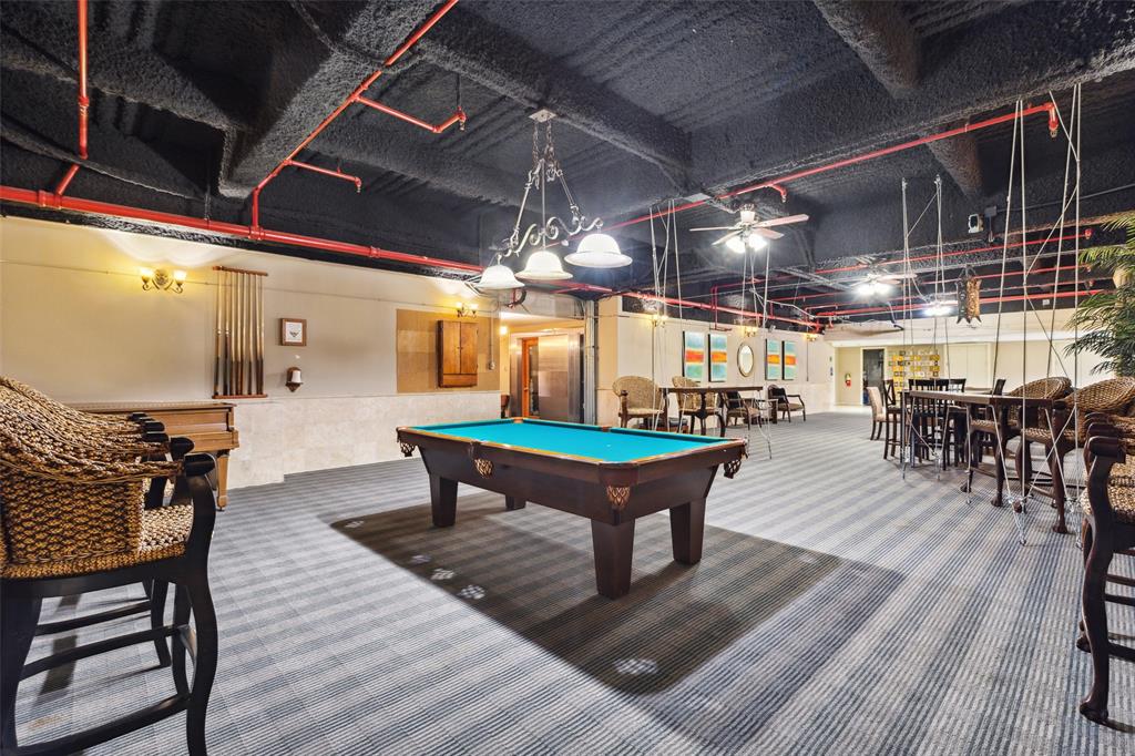 1505 Elm Street Condo - Residential