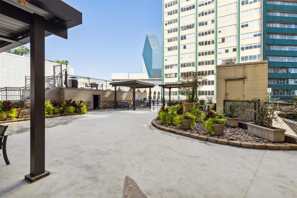 1505 Elm Street Condo - Residential