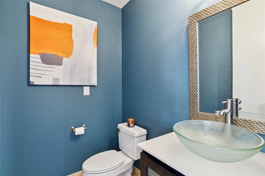 1505 Elm Street Condo - Residential