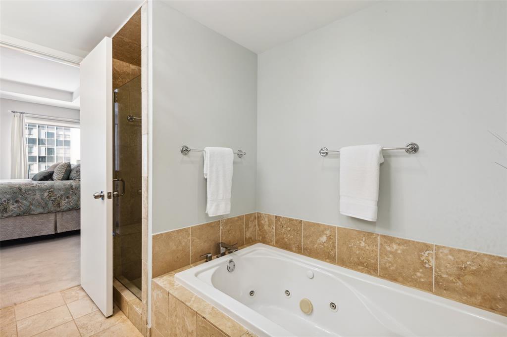 1505 Elm Street Condo - Residential