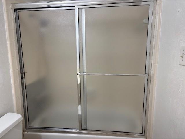 oaks lane condo - Residential Lease