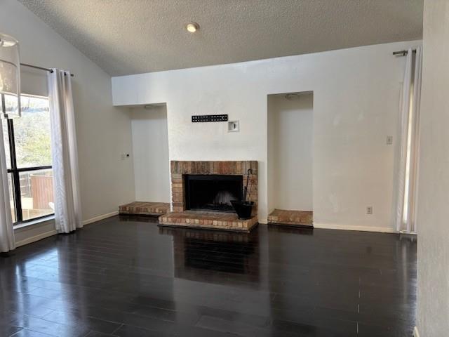 oaks lane condo - Residential Lease