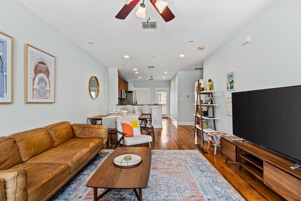 Stratford At Lakewood Condos A - Residential