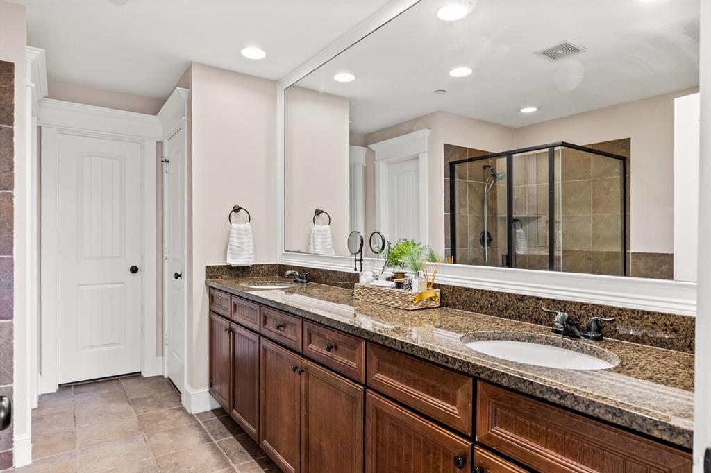 Stratford At Lakewood Condos A - Residential