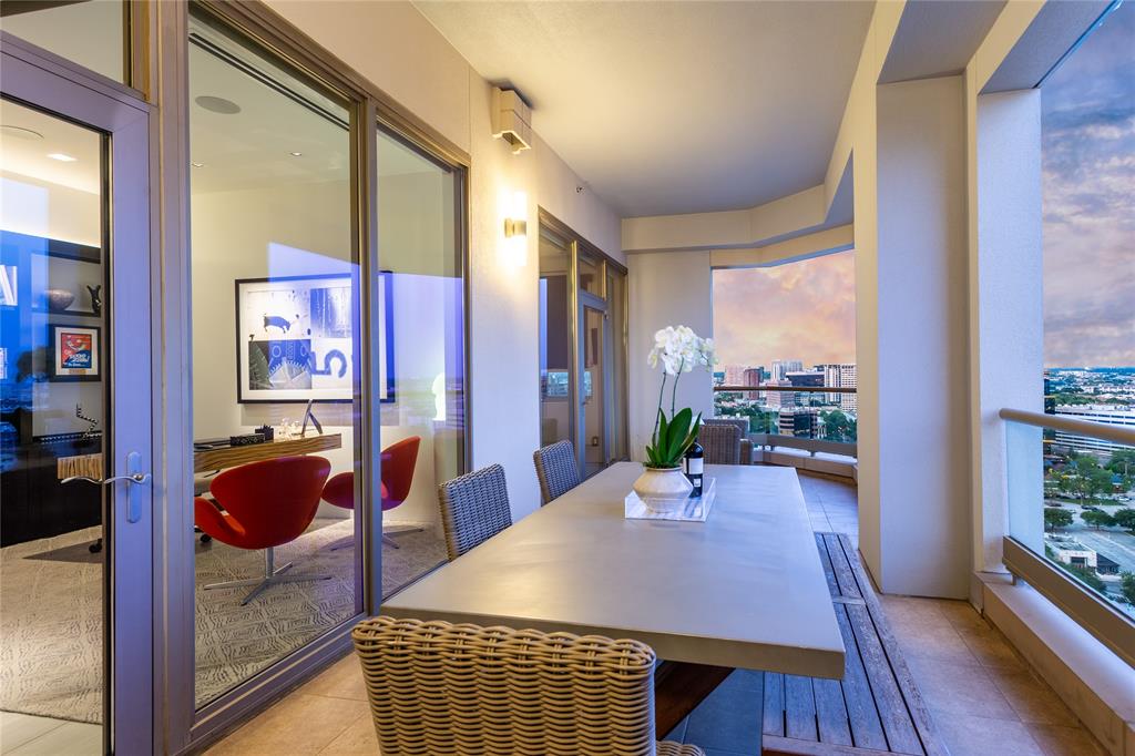 Stoneleigh Residences - Residential