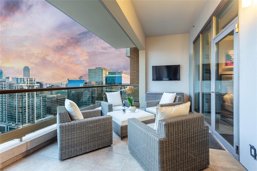 Stoneleigh Residences - Residential