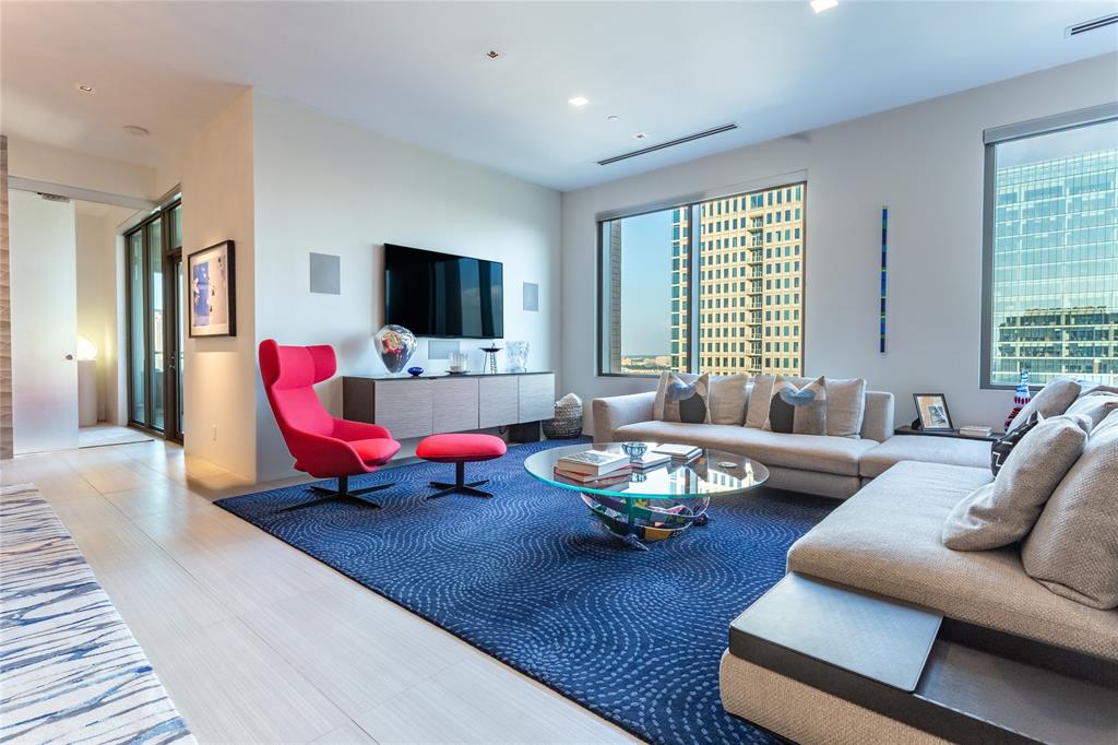 Stoneleigh Residences - Residential