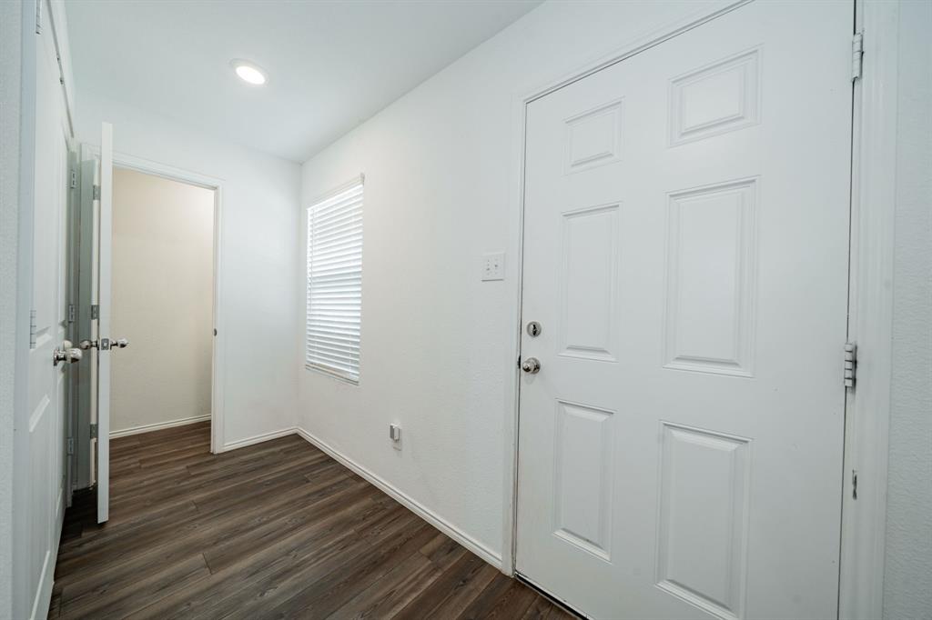 2923 Cascade Lane