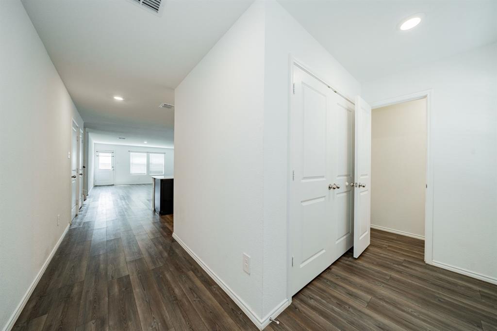 2923 Cascade Lane