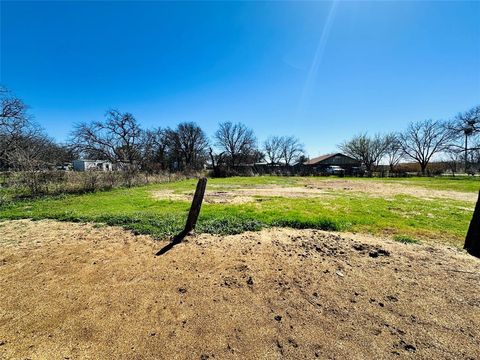 Tiny photo for 241 S Avenue B, Cross Plains, TX 76443 (MLS # 21208592)
