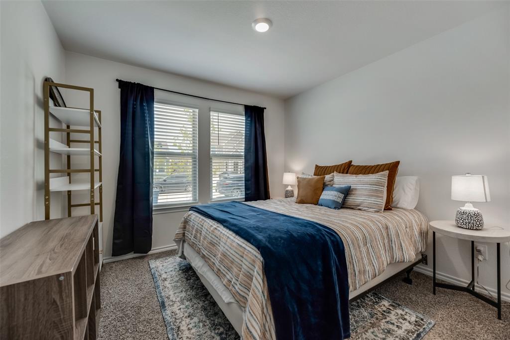 Enclave-Pecan Crk Ph II - Residential Lease