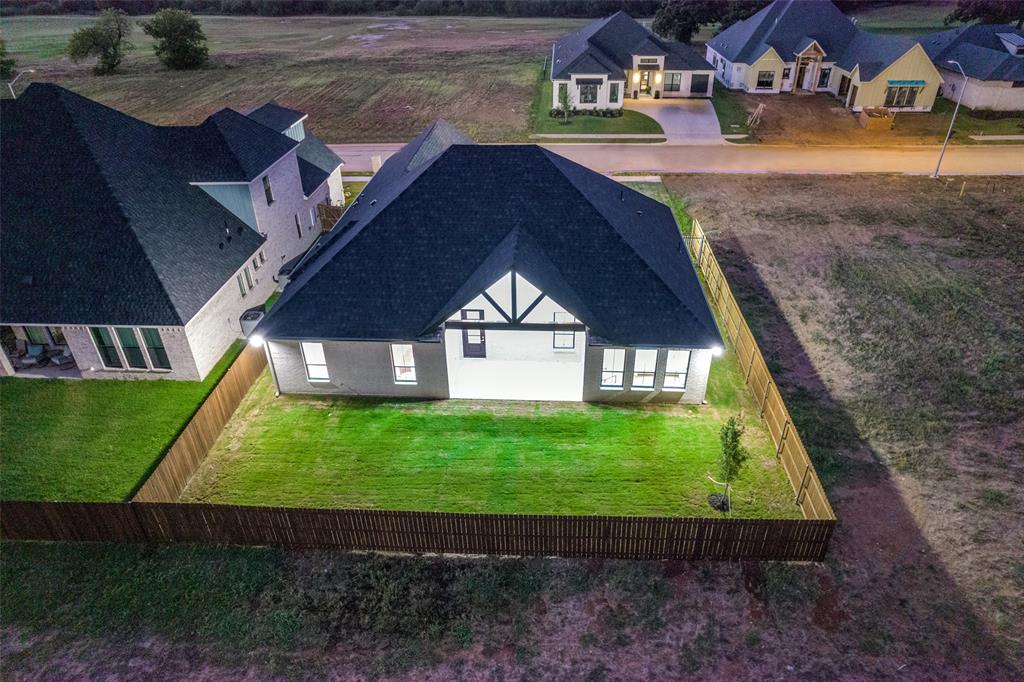 Thomas Crossing - Residential