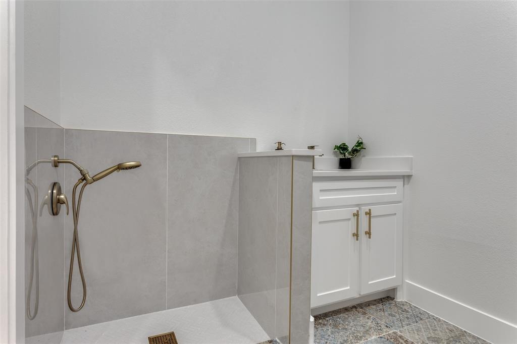 Thomas Crossing - Residential