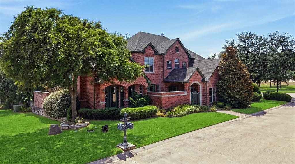 4201 Bluff View Drive