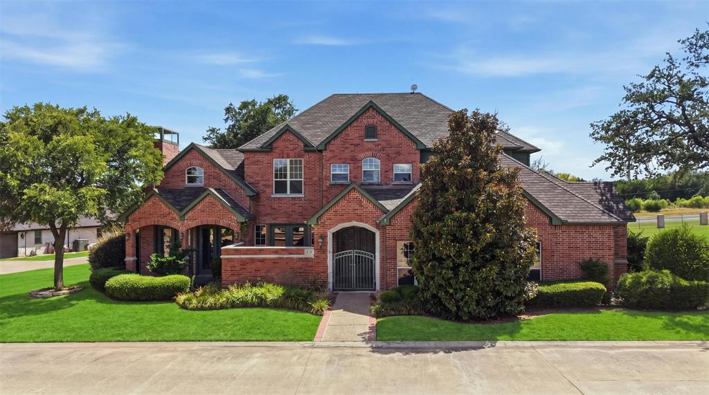 4201 Bluff View Drive