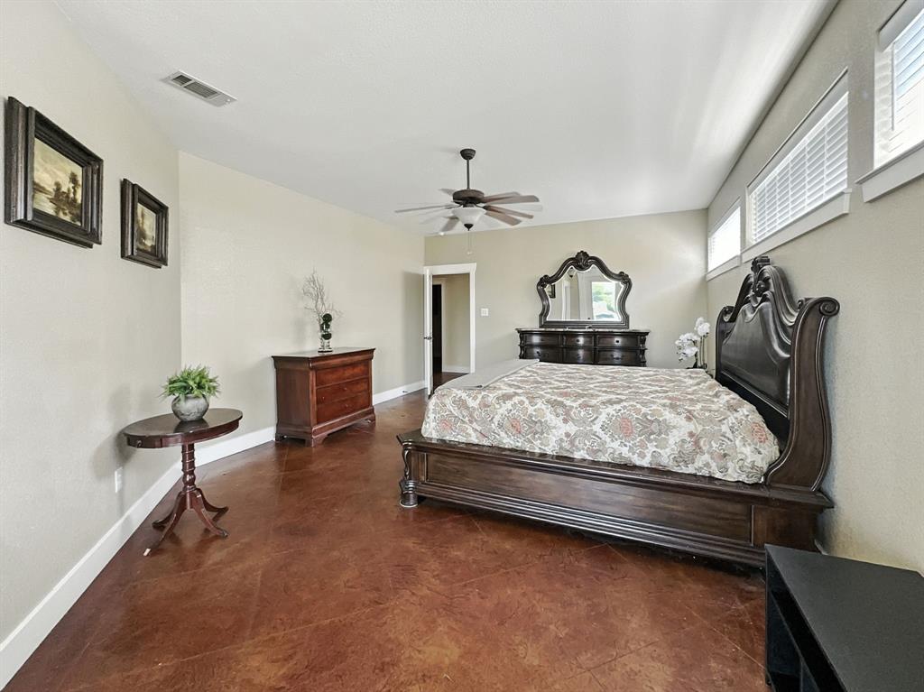 Sleepy Hollow Manor - Residential