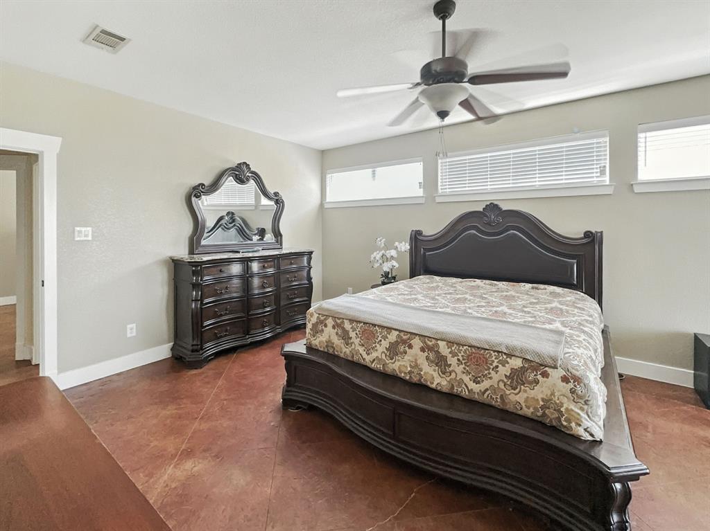 Sleepy Hollow Manor - Residential