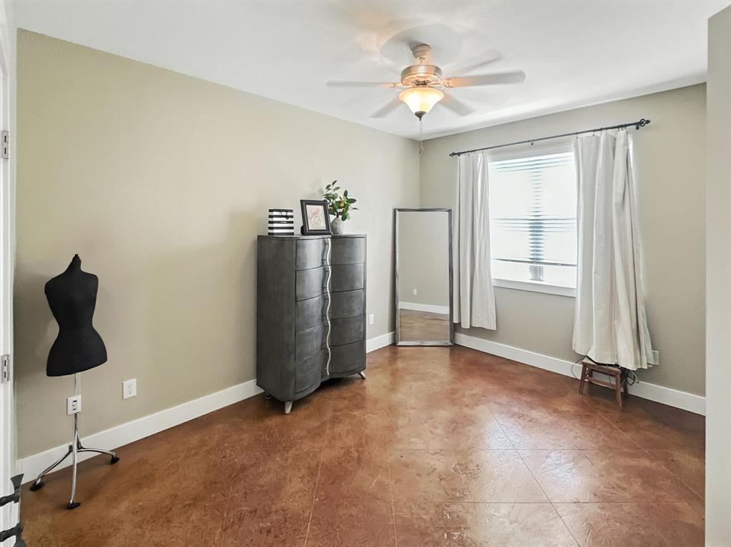 Sleepy Hollow Manor - Residential