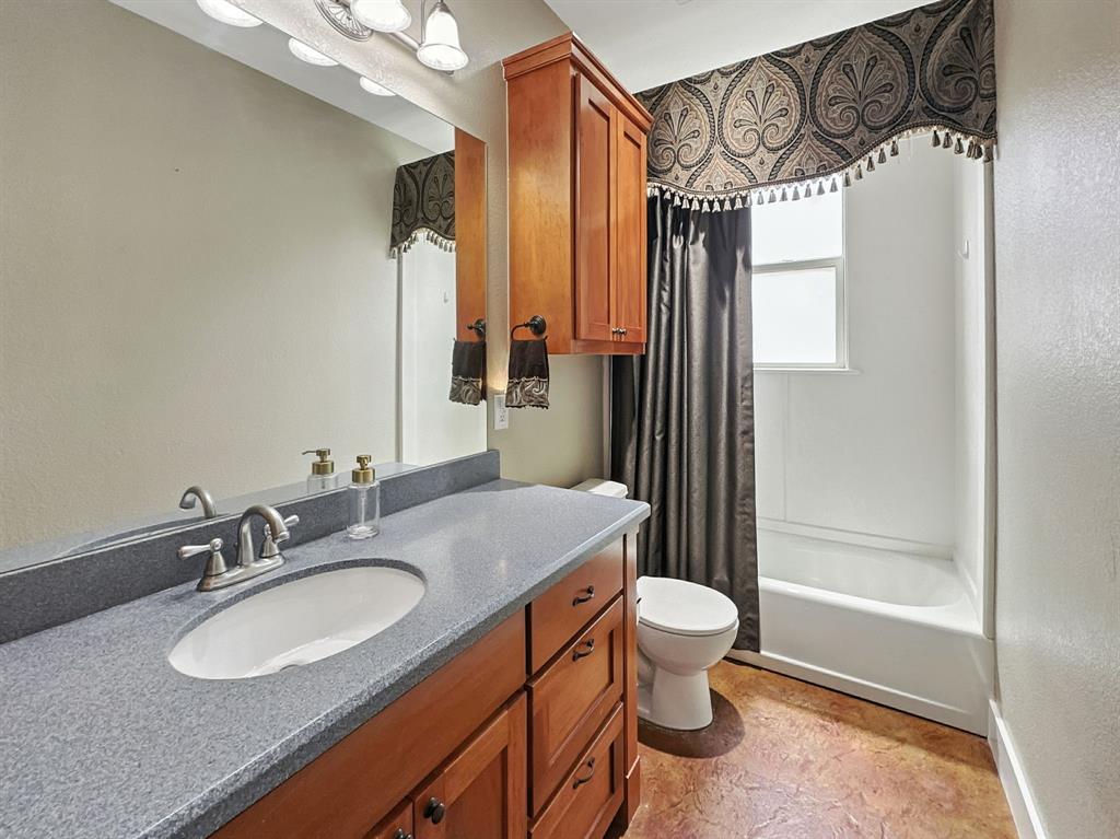 Sleepy Hollow Manor - Residential