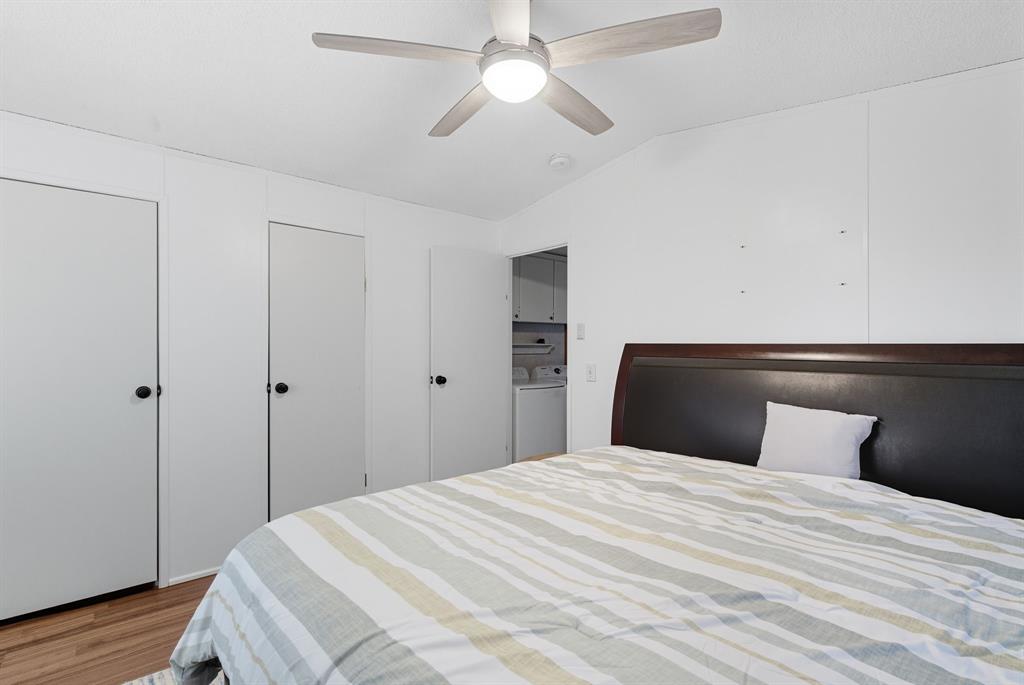 TOWNSEND JANE J; MH & STGS - Residential