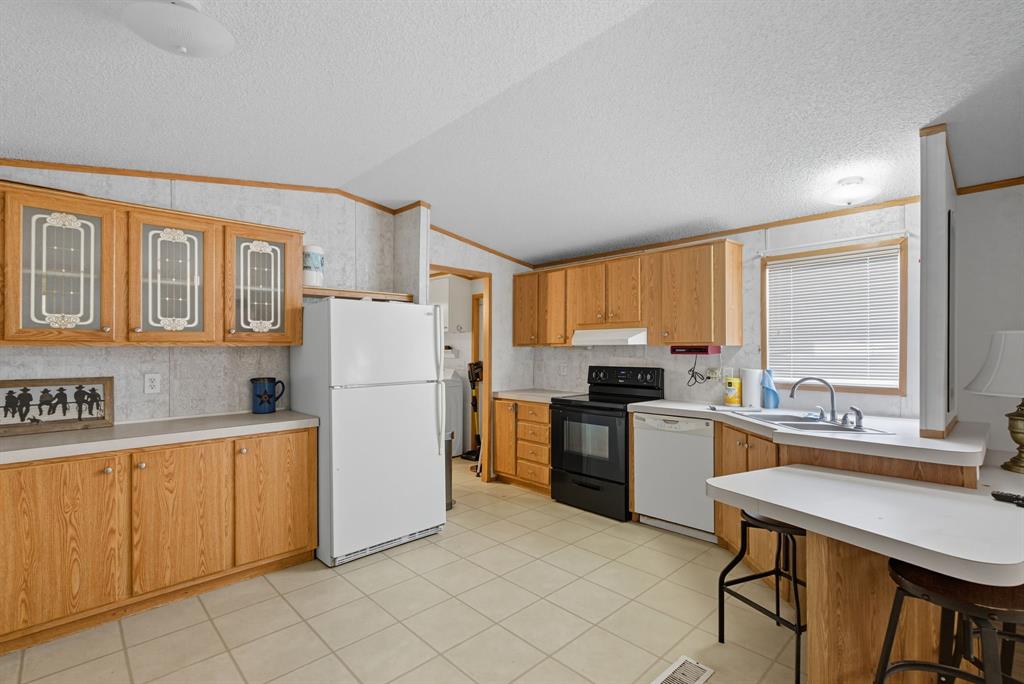 TOWNSEND JANE J; MH & STGS - Residential