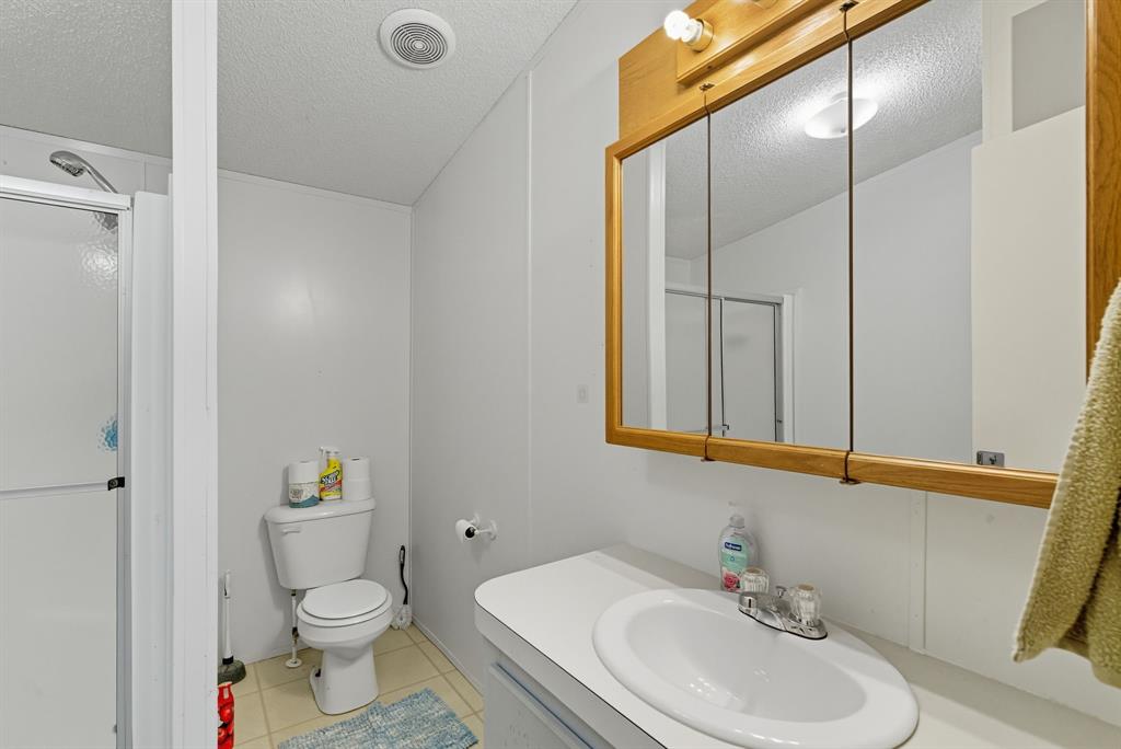 TOWNSEND JANE J; MH & STGS - Residential