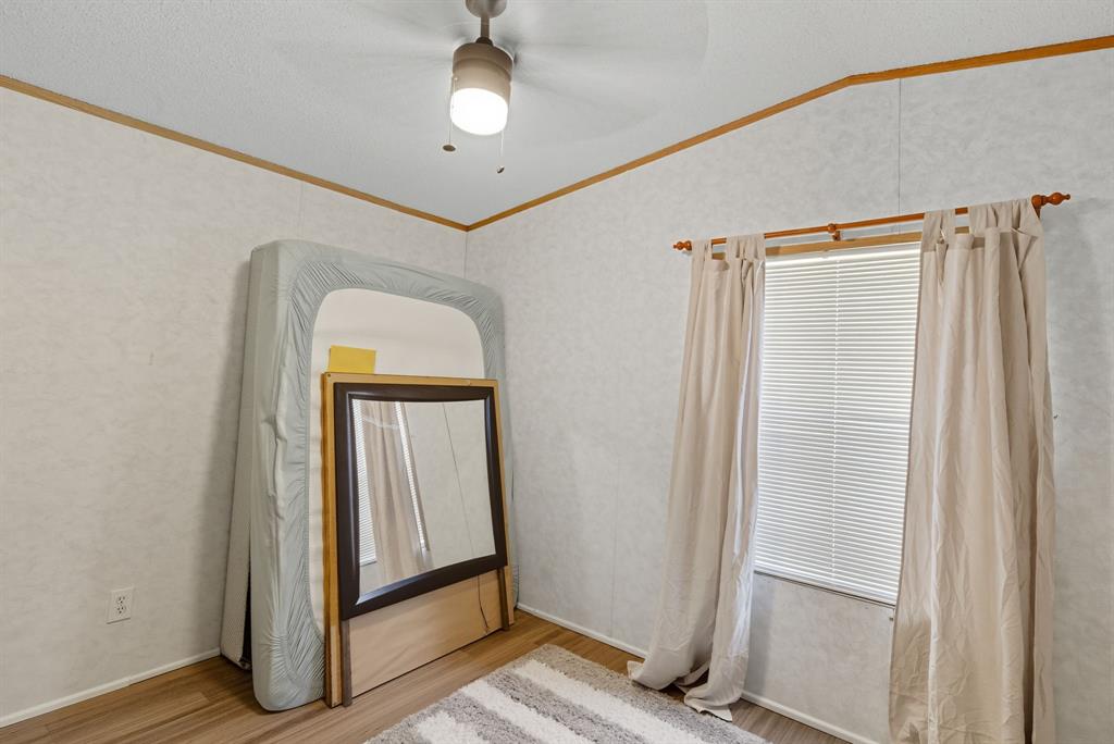 TOWNSEND JANE J; MH & STGS - Residential