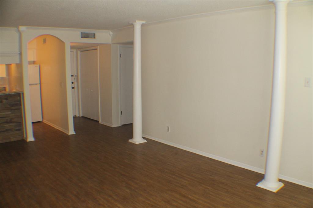 4859 Cedar Springs Road 147