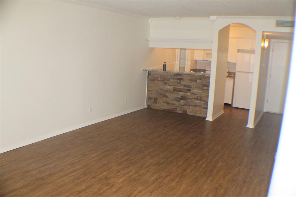 4859 Cedar Springs Road 147