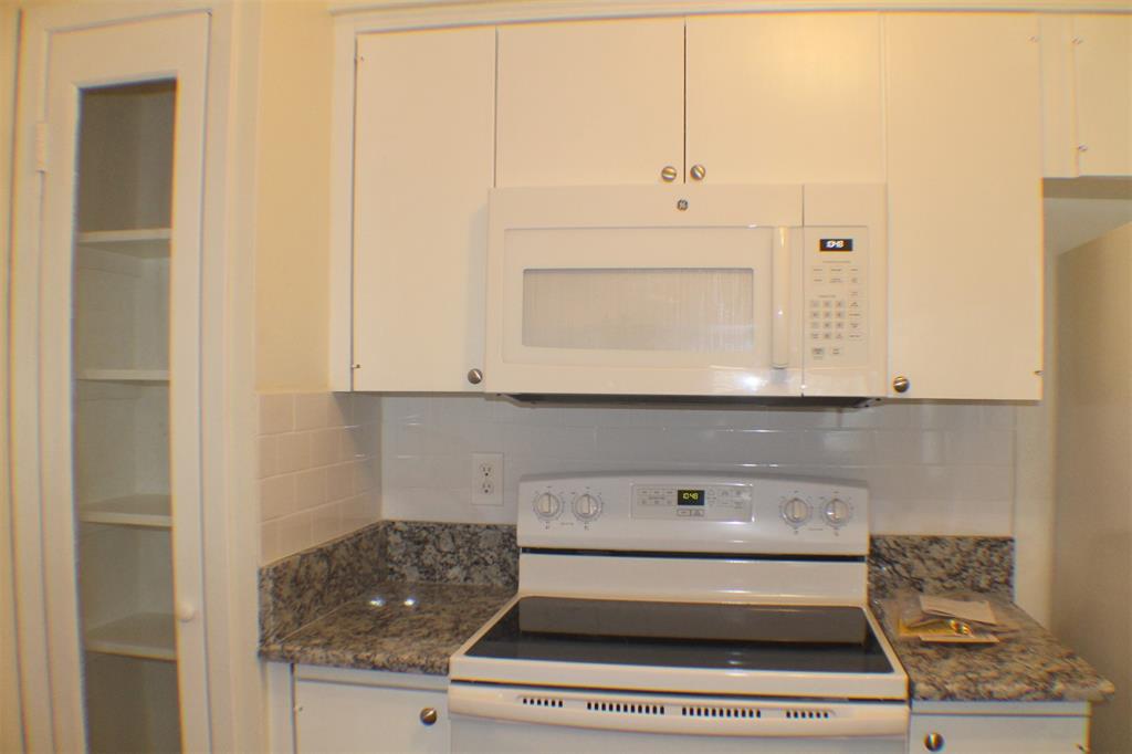 4859 Cedar Springs Road 147