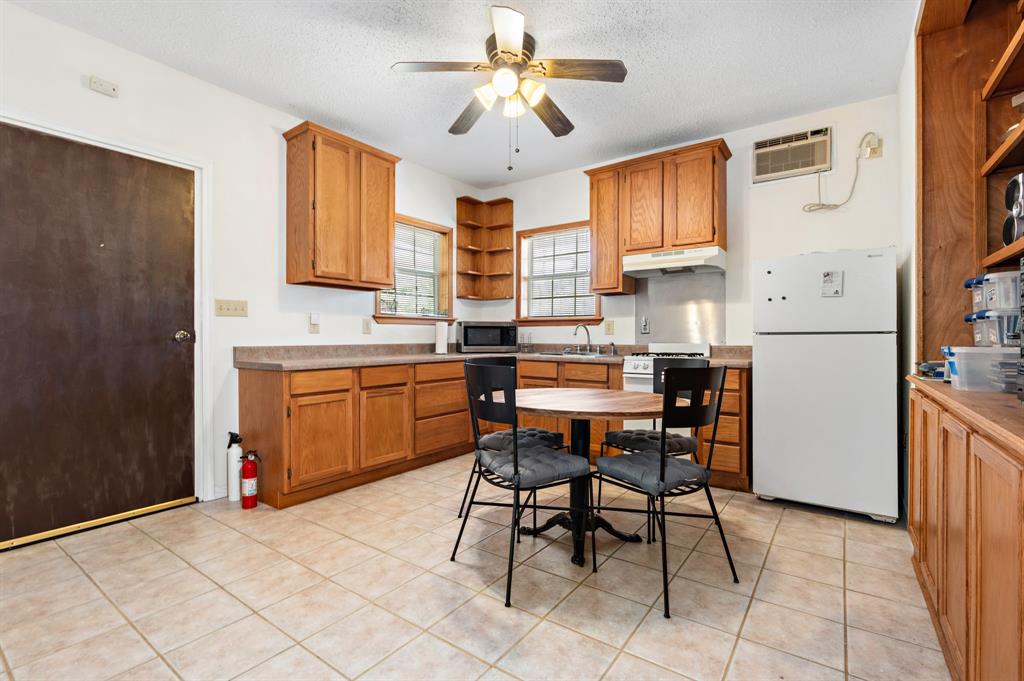 Girard Lake Front - Residential