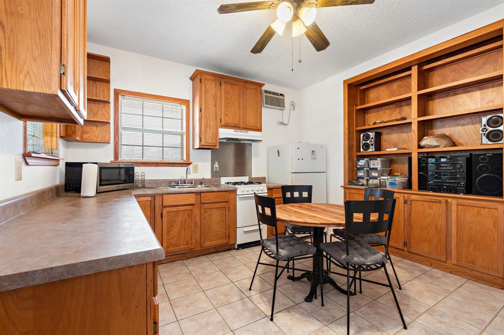 Girard Lake Front - Residential