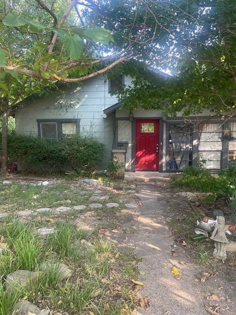 8902 San Leandro Drive Dallas TX 75218