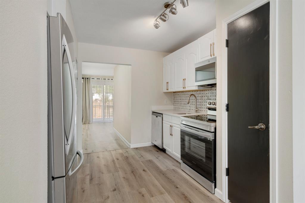 Ridglea West Add - Residential Lease