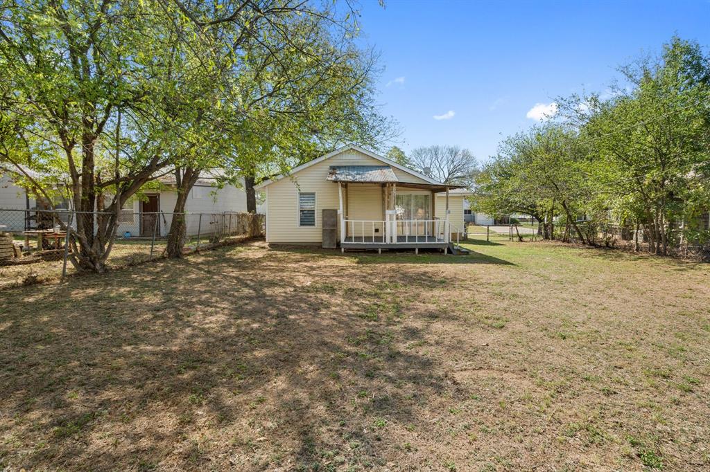 Ridglea West Add - Residential Lease