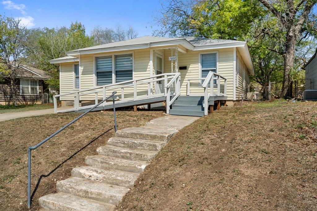 Ridglea West Add - Residential Lease