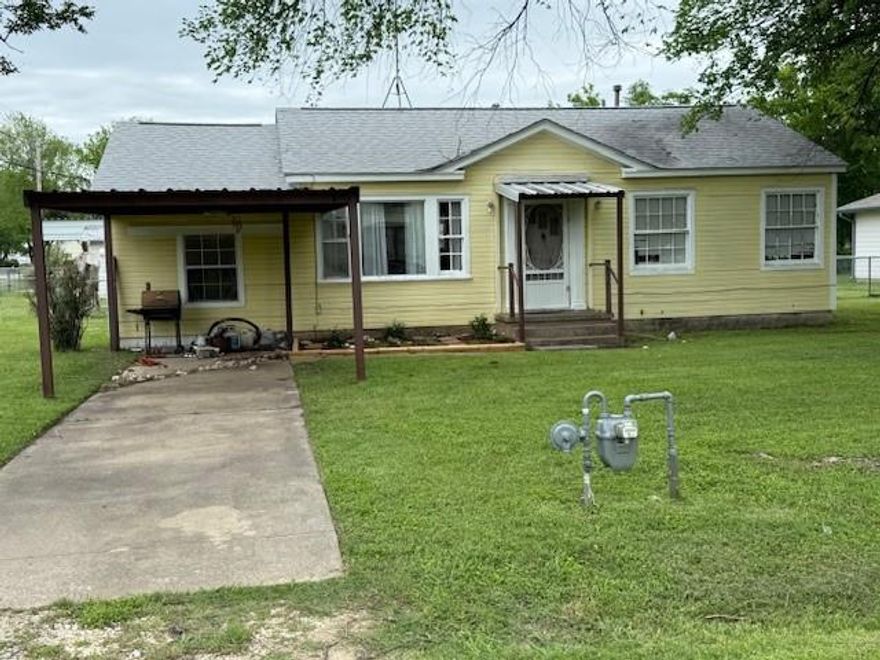 Investor special in the heart of Whitney! This 2-bedroom, 1-bath home sits on a spacious corner lot and is packed with potential. Inside, you’ll find a flexible layout with a second living area—perfect for a game room, office, or additional lounge space. Step outside and enjoy a large fenced yard, covered patio ideal for relaxing or entertaining, plus a workshop with electricity for all your projects or storage needs. The detached carport adds convenience and extra parking. Whether you’re looking to flip, rent, or create your own cozy retreat, this property is full of opportunity and ready for your vision. Don’t miss your chance to turn this Whitney gem into something special!