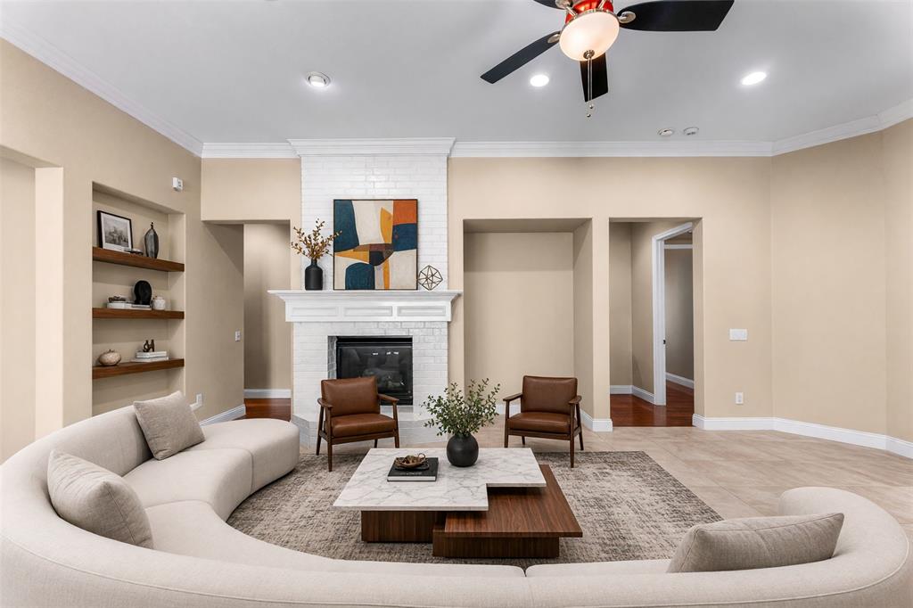 7122 Lake Mead Court