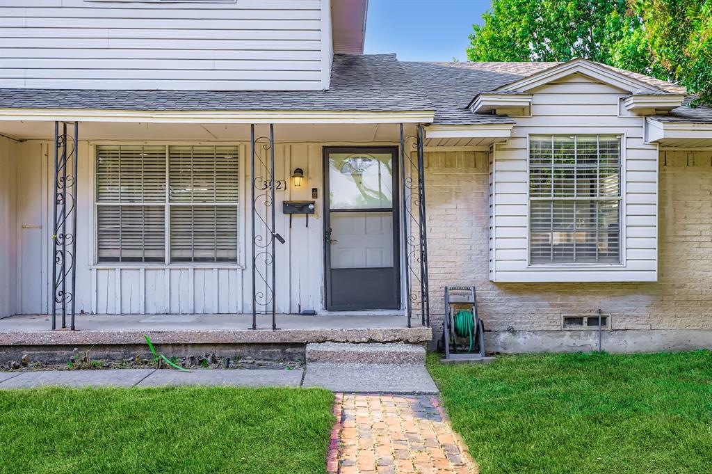 3921 Douglas Drive