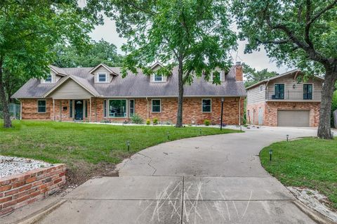2 Chapel Court North Richland Hills TX 76180