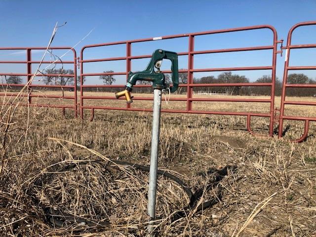 9061 Crow Wright Road