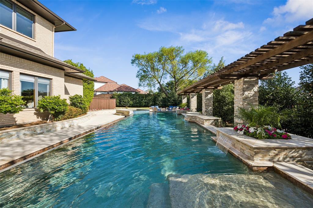 Starwood Ph Four Village 15 - Residential