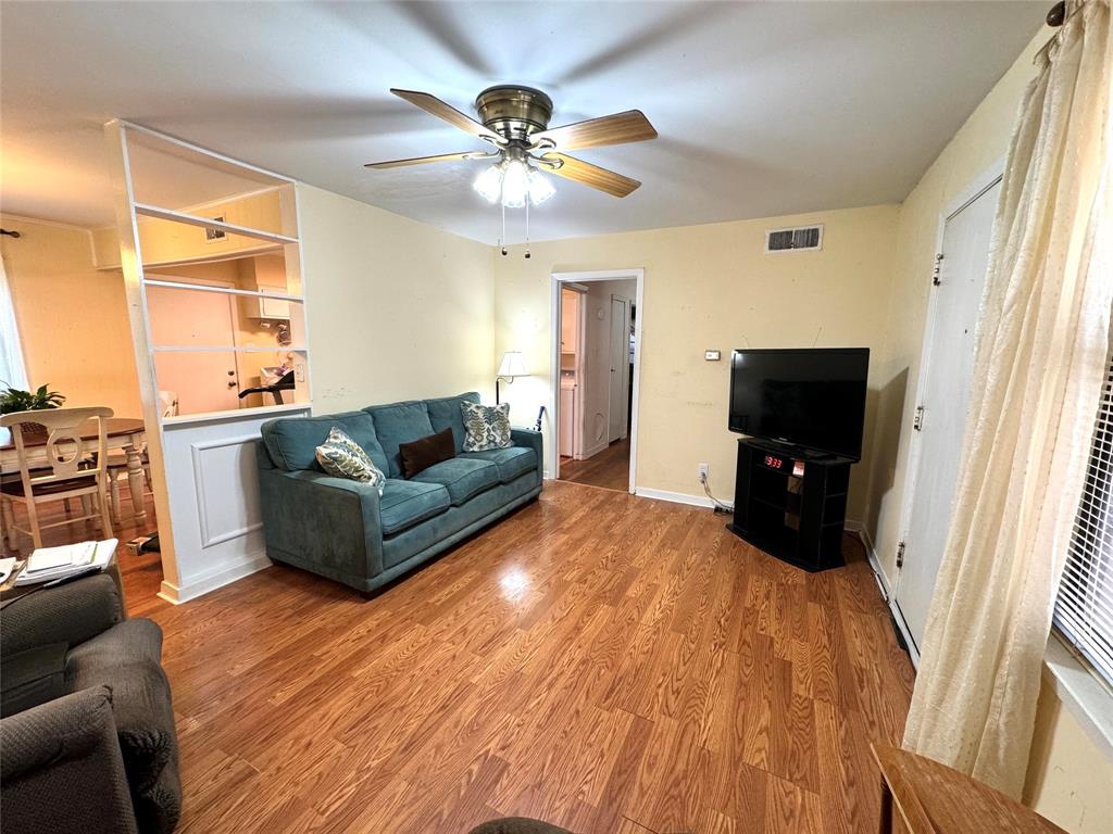 Country Club Park 01 - Residential